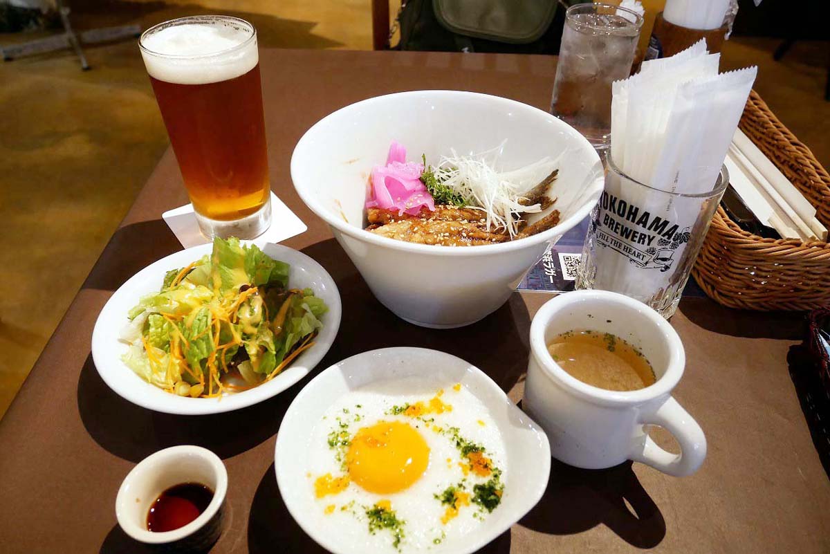 横浜ビール厩の食卓　ランチビールと日替わりランチ