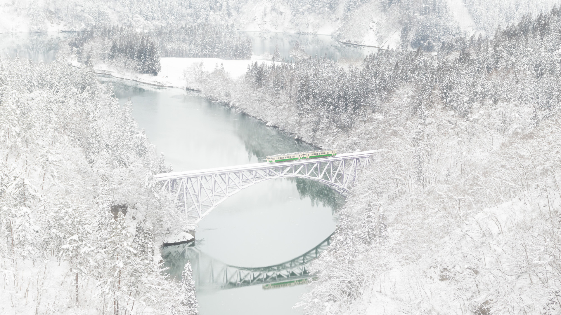 冬の只見川橋