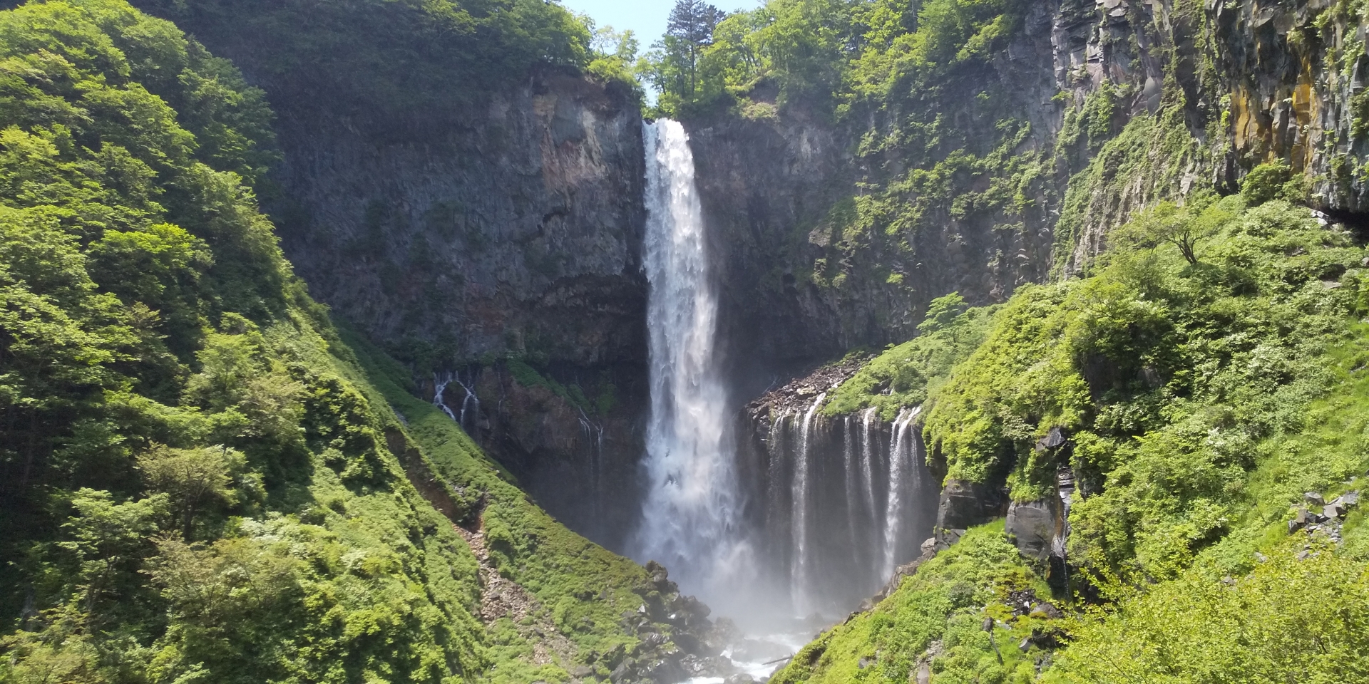  栃木県「華厳の滝」