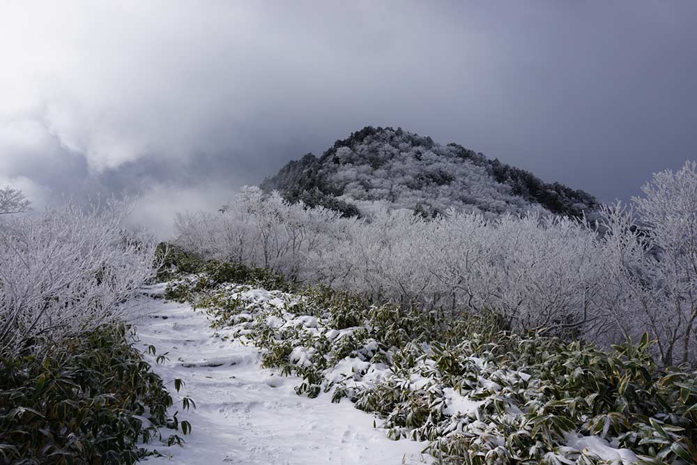 冬の石鎚山